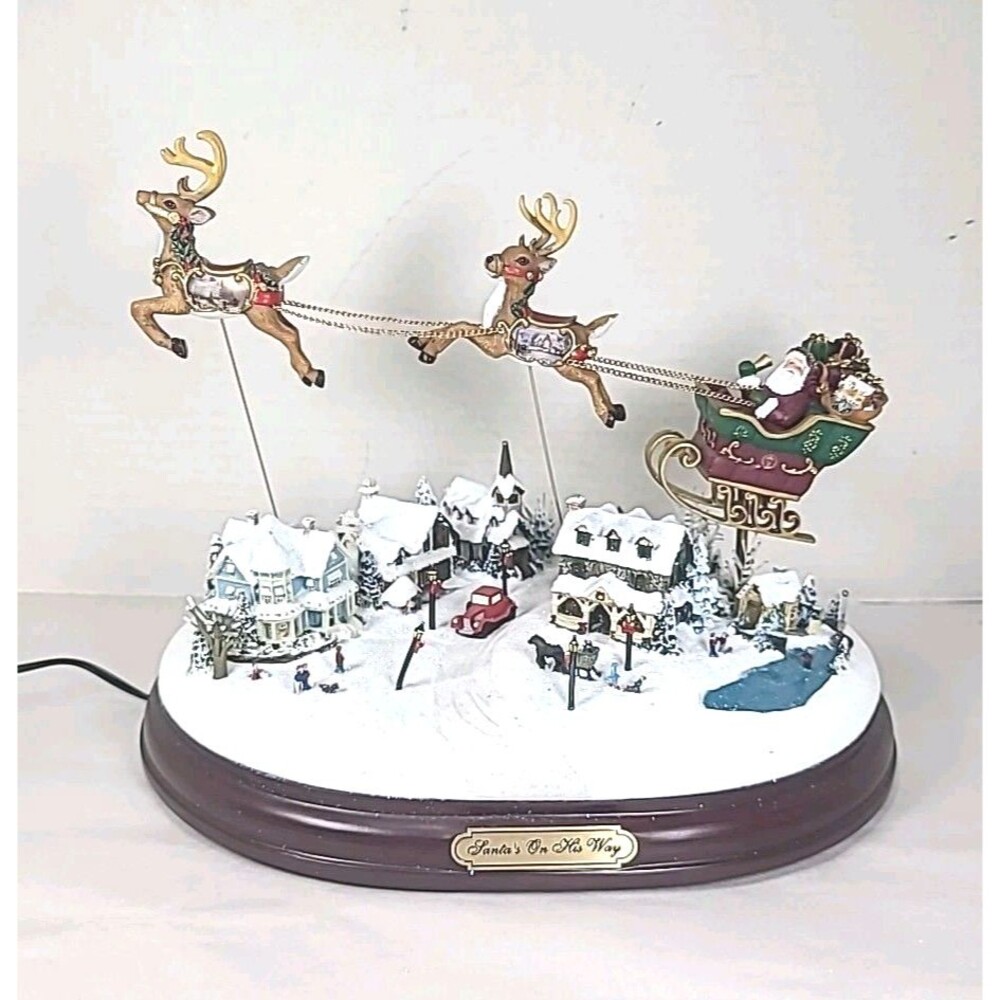 Vintage Thomas Kinkade Christmas Santa Reindeer Music Box Light Up Village 2003